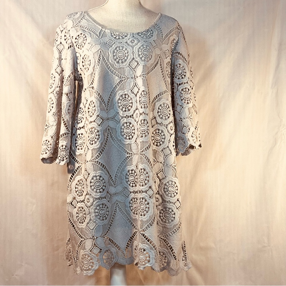 Pretty Angel Dress Light Blue Embroidered Lace Overlay A Line 3/4 Bell Sleeve M👍